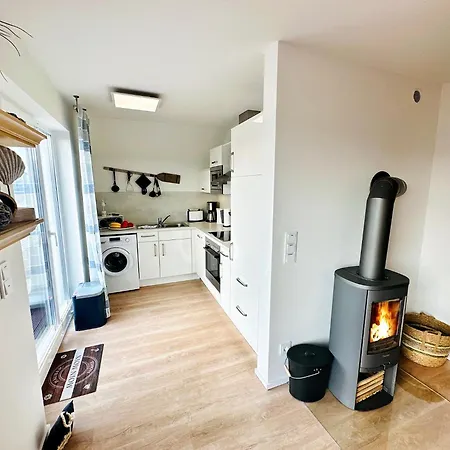 Daire Raeuberhoehle By Seeblick Ferien Oro